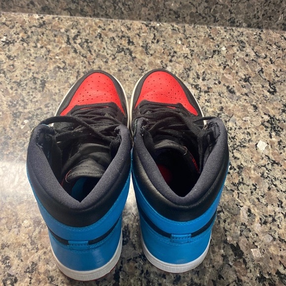 Nc to chi air Jordan high 1s - Picture 2 of 4